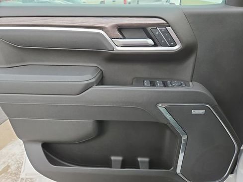 New 2025 Chevrolet Silverado 1500 LTZ w/ LTZ Convenience Package II image 13