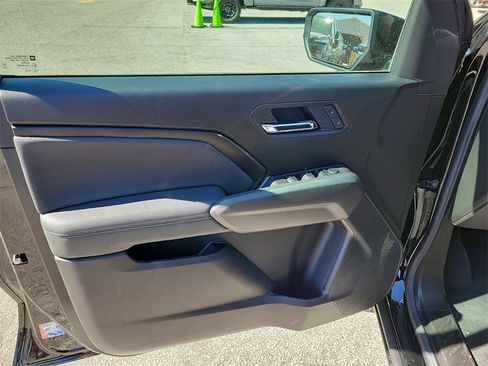 New 2025 GMC Canyon Elevation w/ Technology Package image 7