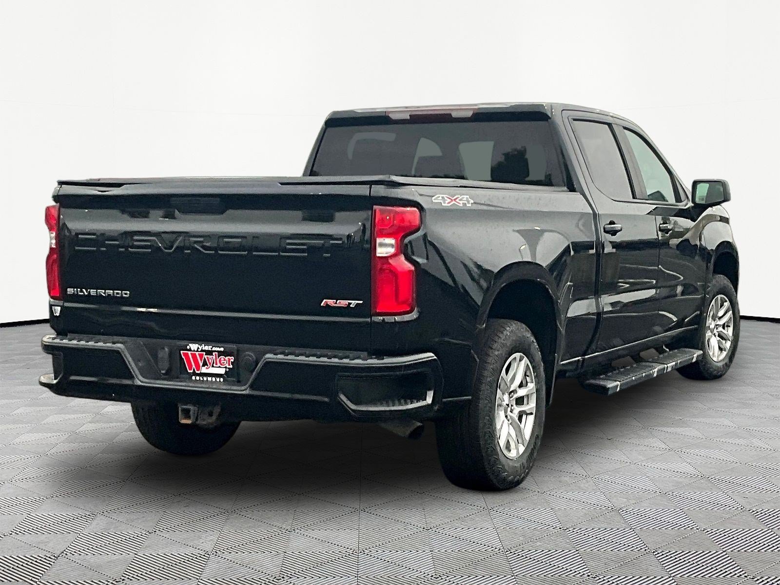 Used 2021 Chevrolet Silverado 1500 RST AWD/4WD image 6