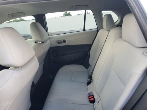 Used 2022 Toyota Corolla Cross L image 10