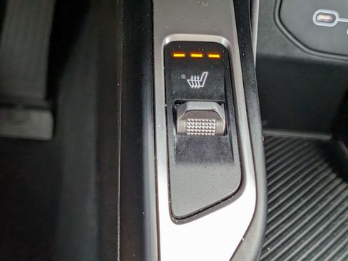 Used 2024 Kia Sorento EX FWD image 32