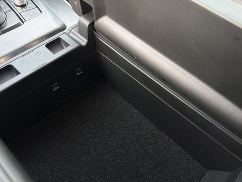 Certified 2025 MAZDA CX-90 3.3 Turbo w/ Select Package image 29