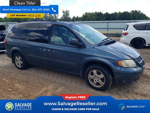 Used 2005 Dodge Grand Caravan SXT w/ Leather Interior Group FWD image 5