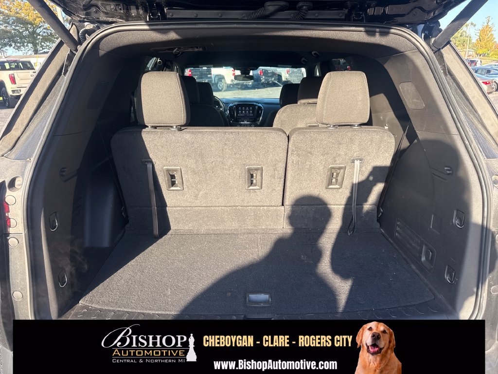 Used 2023 Chevrolet Traverse LT w/ LPO, Floor Liner Package AWD/4WD image 7