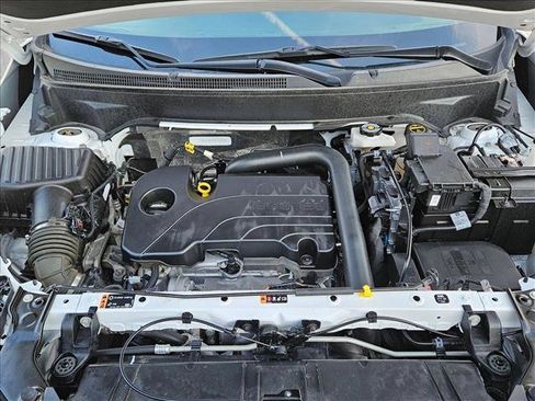 Used 2024 GMC Terrain SLE image 23