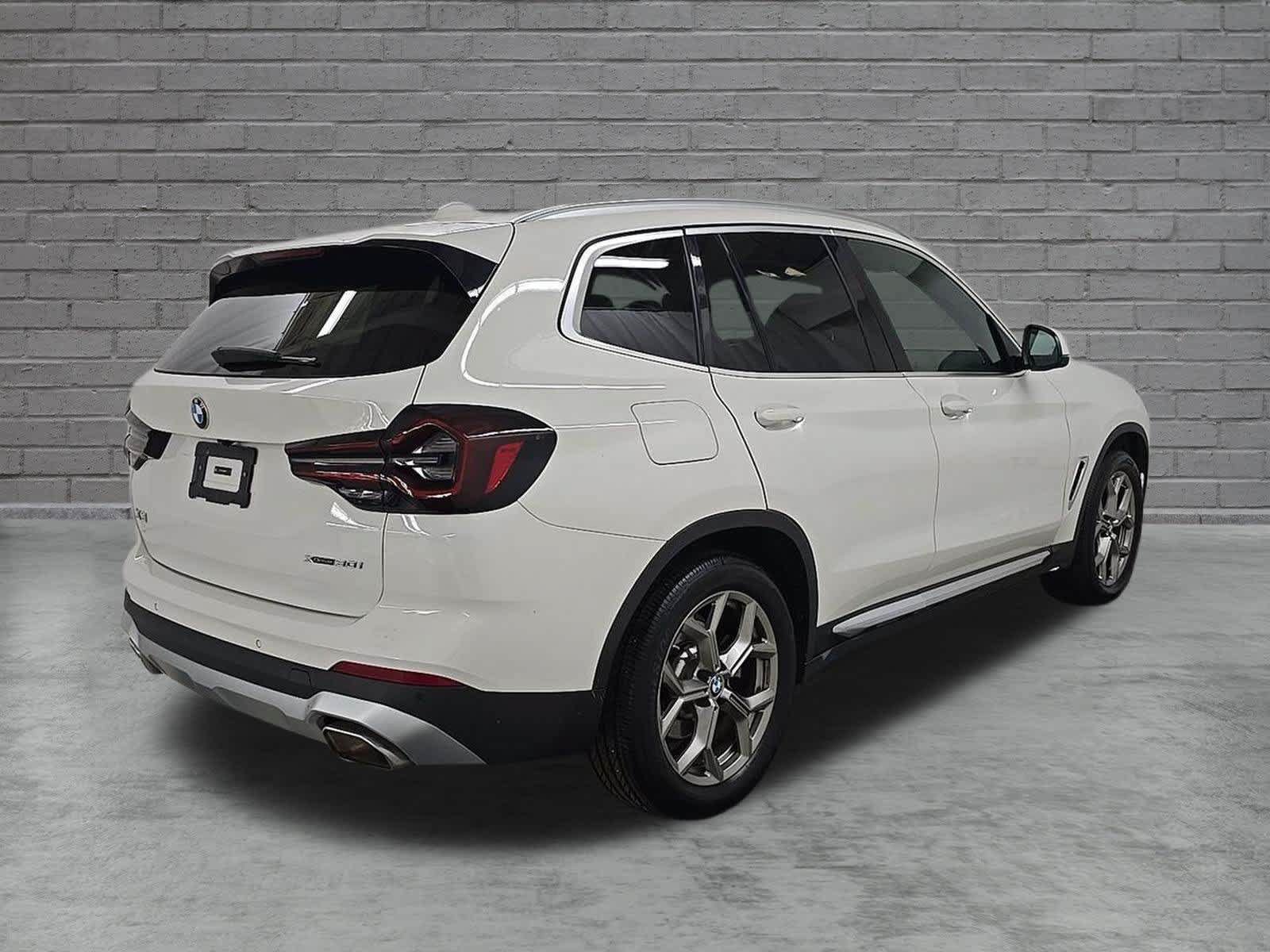 Used 2024 BMW X3 xDrive30i w/ Convenience Package AWD/4WD image 4