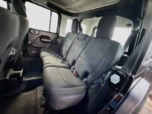 Used 2021 Jeep Wrangler Unlimited Sport AWD/4WD image 27