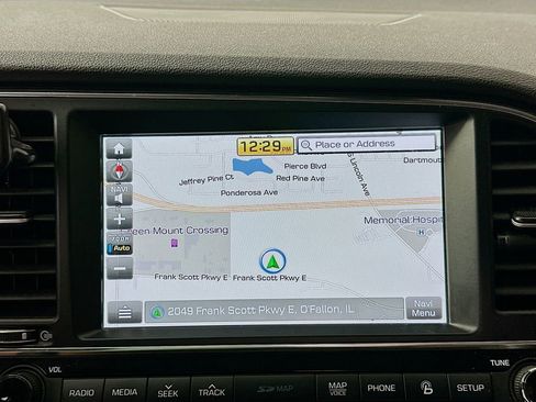 Used 2018 Hyundai Elantra Limited w/ Limited Ultimate Package 02 image 13