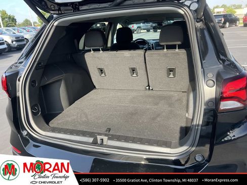 Certified 2023 Chevrolet Equinox LT FWD image 12