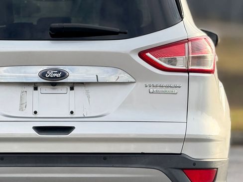 Used 2015 Ford Escape Titanium image 14