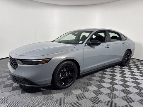 New 2025 Honda Accord SE image 2