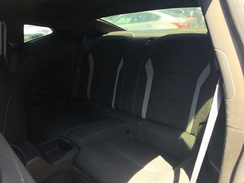 Used 2016 Chevrolet Camaro SS RWD image 10