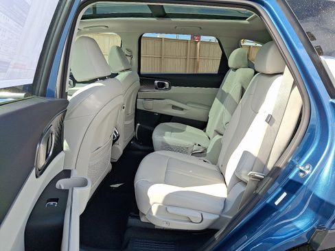 New 2026 Kia Sorento EX image 7