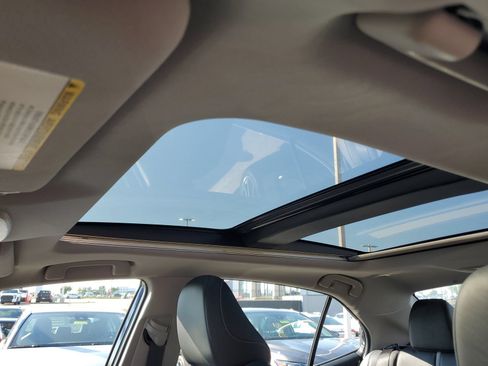 Certified 2021 Toyota Camry XSE FWD image 17