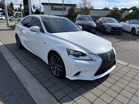 Used 2016 Lexus IS 300 AWD w/ F Sport Package image 3