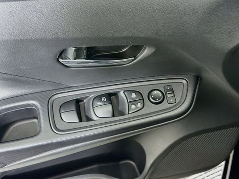 Used 2024 Nissan Versa SV w/ Trunk Package FWD image 15