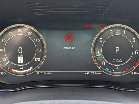 Certified 2024 Jaguar E-PACE R-Dynamic SE AWD/4WD image 11