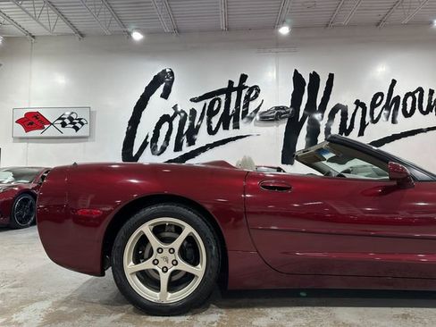 Used 2003 Chevrolet Corvette Convertible w/ Preferred Equipment Group1 RWD image 4