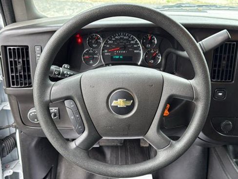 Used 2024 Chevrolet Express 2500 w/ Driver Convenience Package RWD image 14