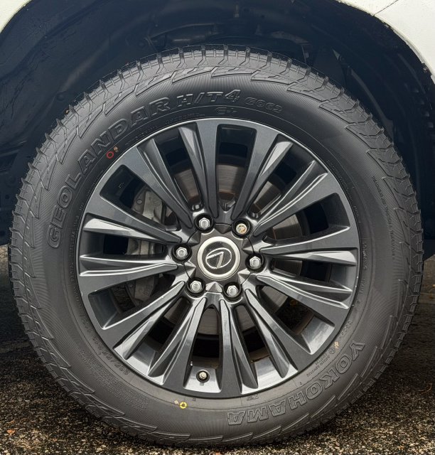 Certified 2023 Lexus GX 460 Premium w/ Accessory Package AWD/4WD image 14