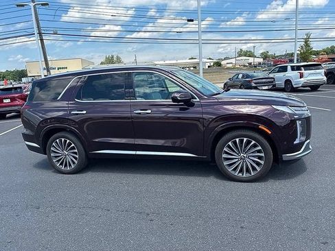 Used 2024 Hyundai Palisade Calligraphy AWD/4WD image 5