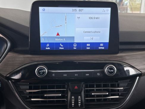 Used 2020 Ford Escape Titanium AWD/4WD image 14