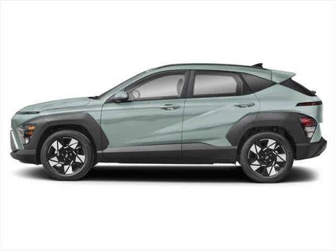 Used 2025 Hyundai Kona SEL FWD image 3
