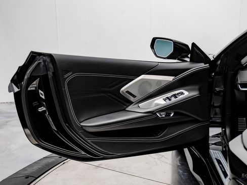 Used 2023 Chevrolet Corvette Z06 image 88