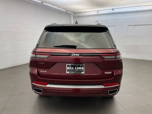 New 2025 Jeep Grand Cherokee Summit image 4