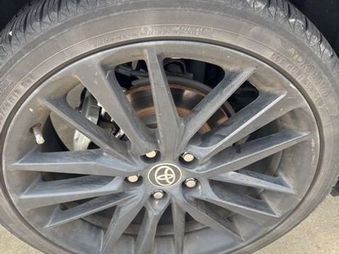 Used 2021 Toyota Camry XSE w/ Navigation Package image 19