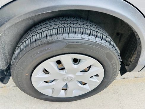 Used 2019 Nissan Rogue Sport S image 31