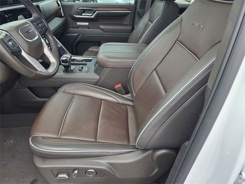 Used 2025 GMC Sierra 1500 Denali w/ Denali Reserve Package image 19