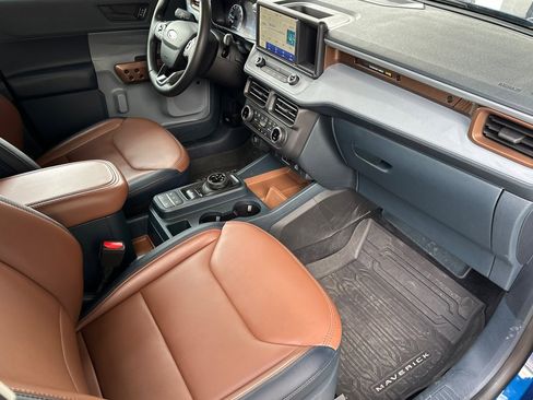 Used 2024 Ford Maverick Lariat w/ FX4 Off-Road Package image 17