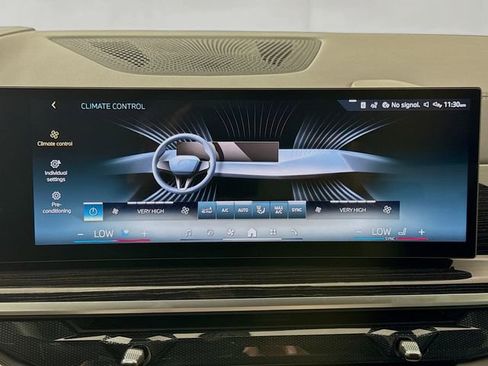 New 2026 BMW X5 xDrive50e w/ M Sport Package AWD/4WD image 16