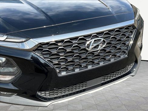 Used 2019 Hyundai Santa Fe SEL FWD image 30