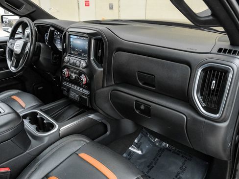 Used 2021 GMC Sierra 1500 AT4 w/ AT4 Preferred Package image 12
