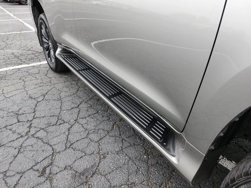 Used 2022 Lexus GX 460 Premium AWD/4WD image 17