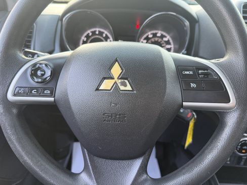 Used 2020 Mitsubishi Outlander Sport ES FWD image 28