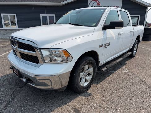 Used 2022 RAM 1500 Classic SLT w/ Electronics Convenience Group AWD/4WD image 1