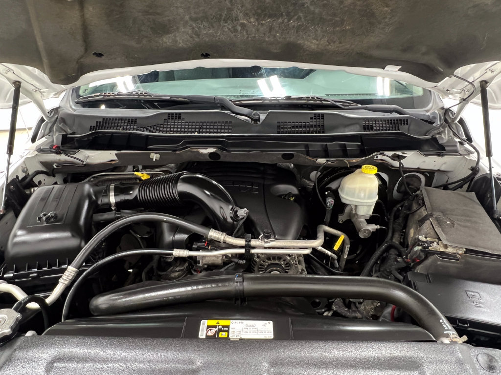 Used 2014 RAM 1500 Express AWD/4WD image 26
