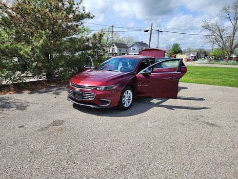 Used 2016 Chevrolet Malibu LT image 21