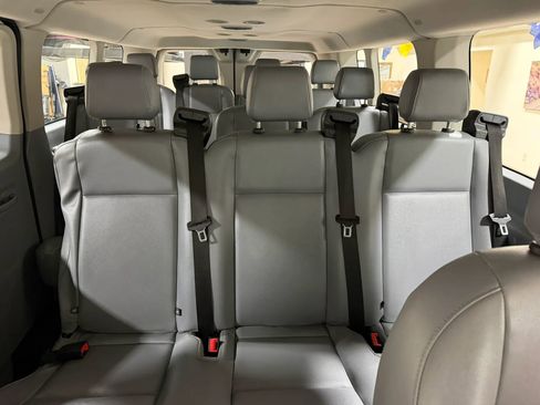 Used 2016 Ford Transit 350 XL image 34