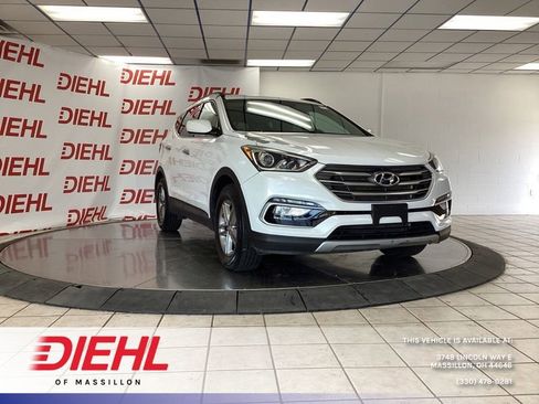 Used 2017 Hyundai Santa Fe Sport FWD image 1