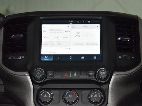 Used 2024 RAM 5500 Tradesman w/ Chrome Appearance Group image 22