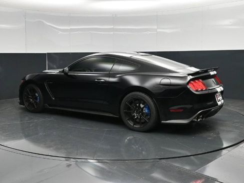 Certified 2017 Ford Mustang Shelby GT350 RWD image 9