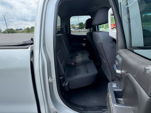 Used 2019 Chevrolet Silverado 1500 LT AWD/4WD image 15