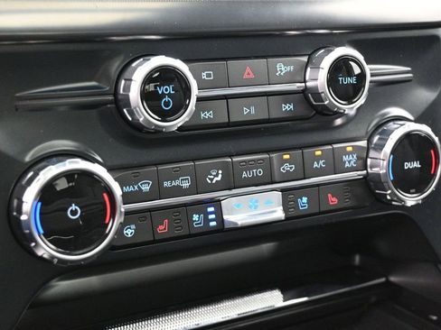 New 2025 Ford F150 Platinum w/ Equipment Group 702A High image 17