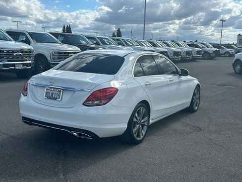 Used 2018 Mercedes-Benz C 300 Sedan image 3