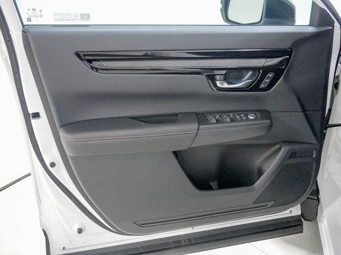 Certified 2025 Honda CR-V Sport Touring image 17
