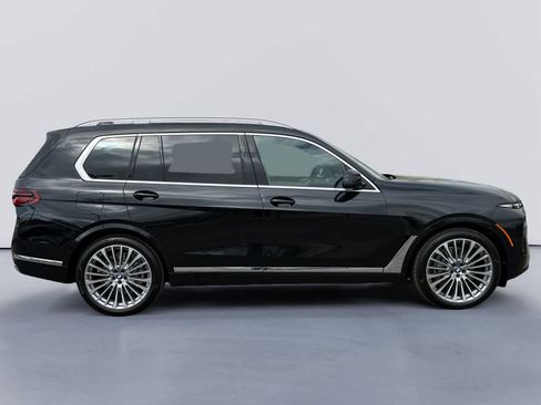 New 2026 BMW X7 xDrive40i image 2